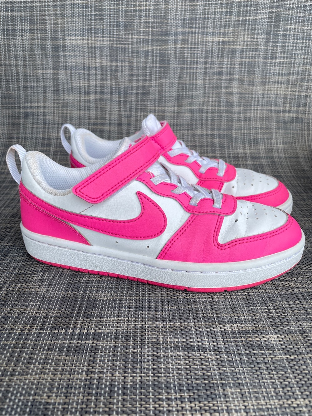 Nike Court Borough Low Recraft White/Laser Fuchsia Active Sneakers Girls 13.5